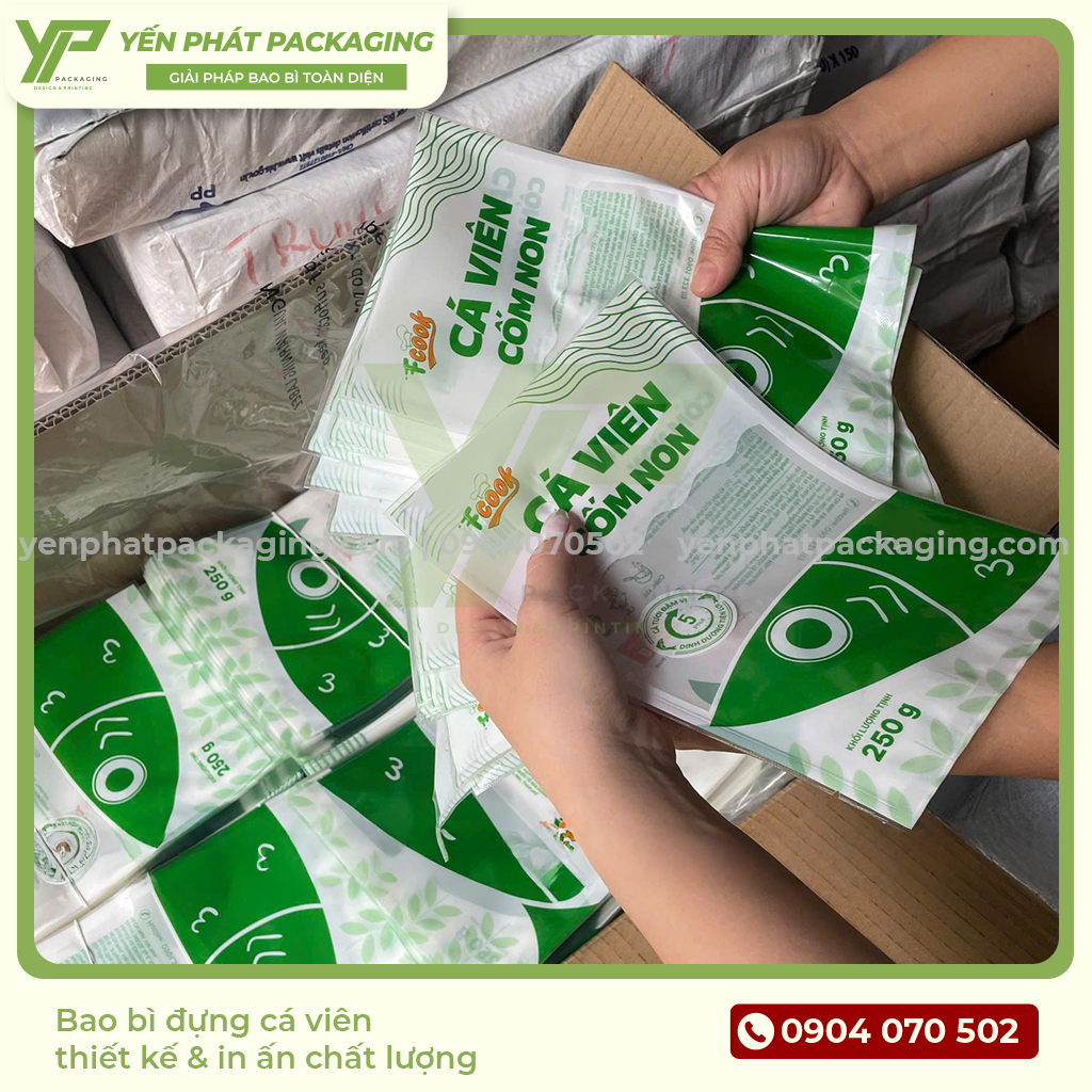 Bao bì đựng cá viên FCOOK được thiết kế và in ấn chất lượng