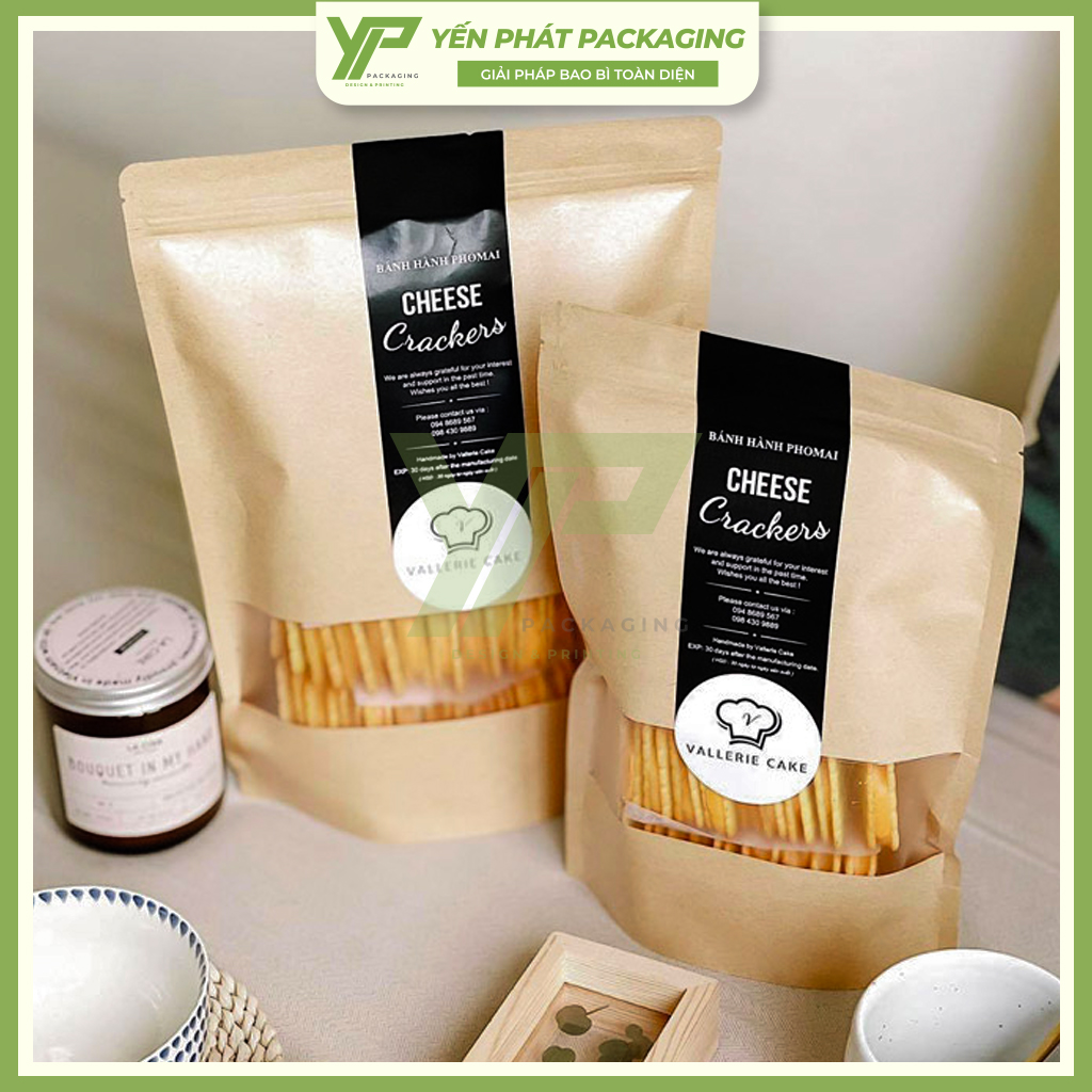 Xưởng In Túi Zip Giấy Đựng Bánh Kẹo, Mứt Tết Số Lượng Ít, Giá Sỉ HCM 2 Túi giấy kraft cửa sổ khoá zip là mẫu bao bì đựng bánh kẹo được ưa chuộng sử dụng nhất